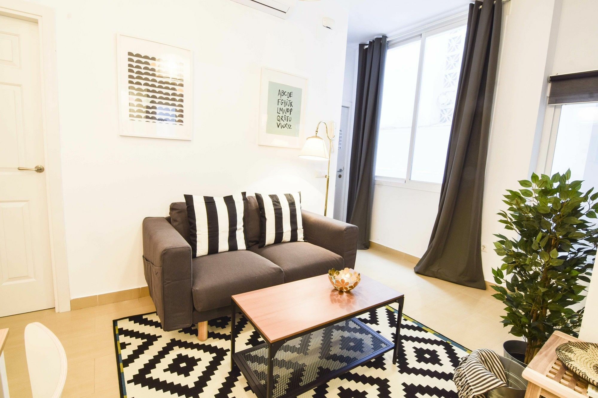 Letmalaga Center White Apartment Екстериор снимка